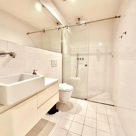 Bombarda 250 E 아파트