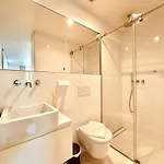 Bombarda 250 E Apartmán *