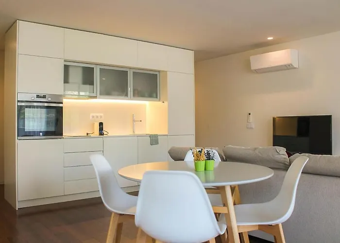 Appartement Bombarda 250 E *